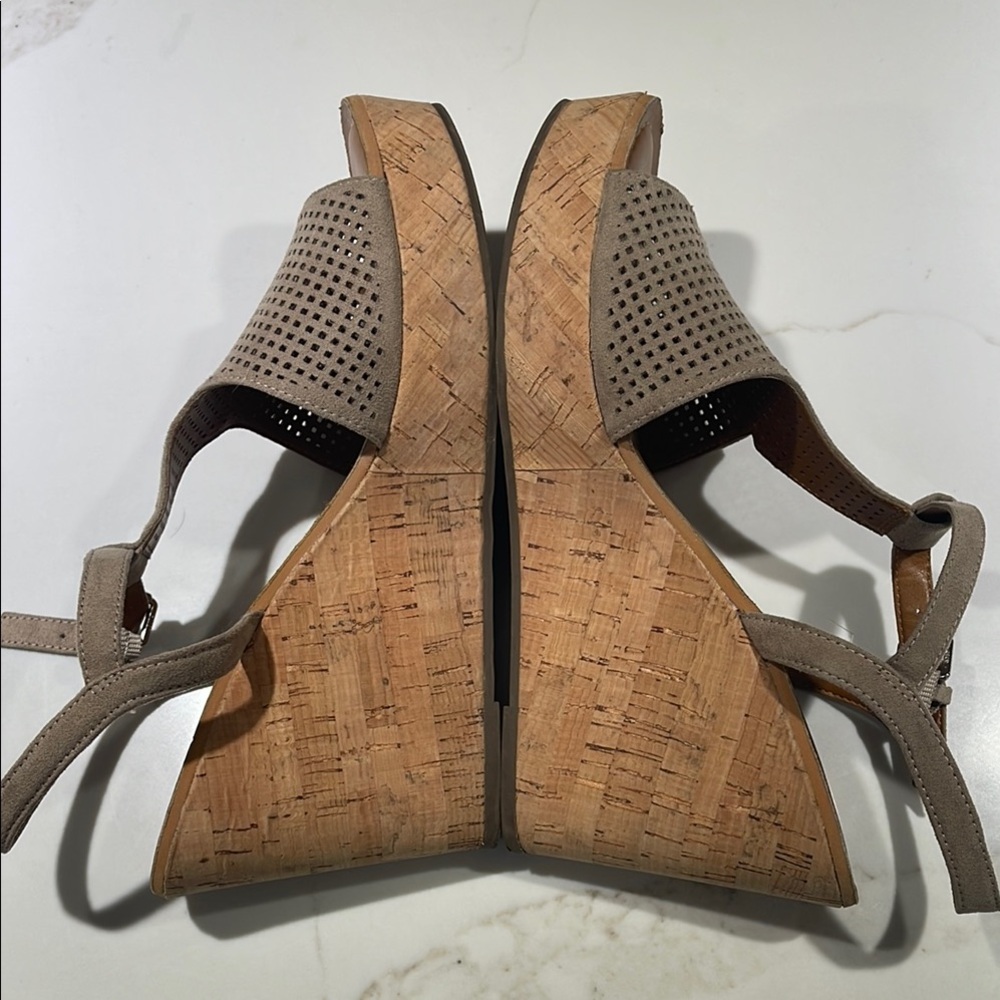 🥳🫆💐FRANCO SARTA 8.5 Clinton 
espadrille platform wedges, 4” Heel, Taupe - Picture 4 of 10